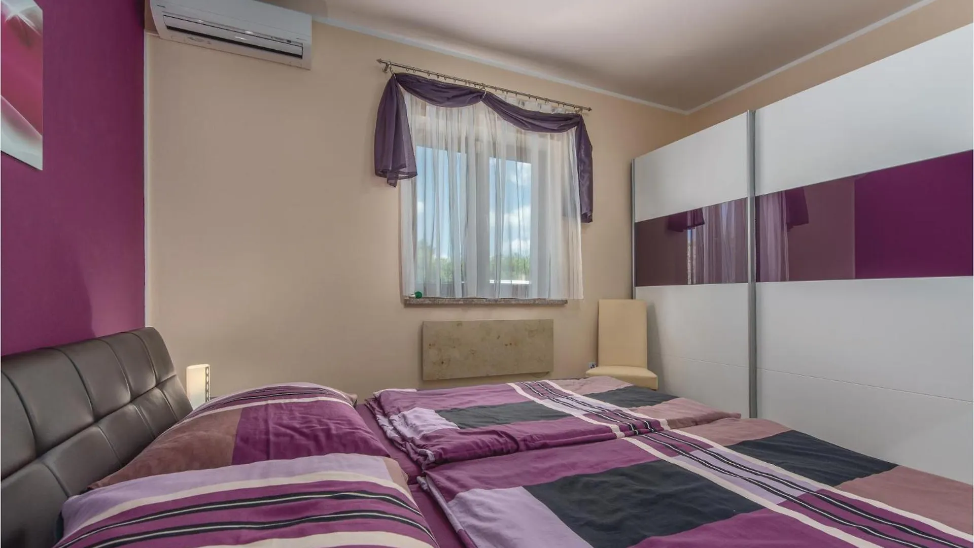 Nice Home In Kastelir With Kitchen 0*,